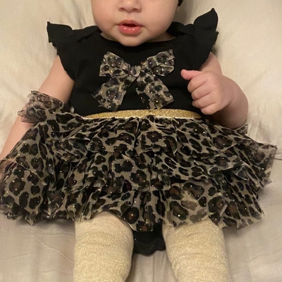 Stuart Weitzman Other - Baby girl animal print outfit with tutu and shoes